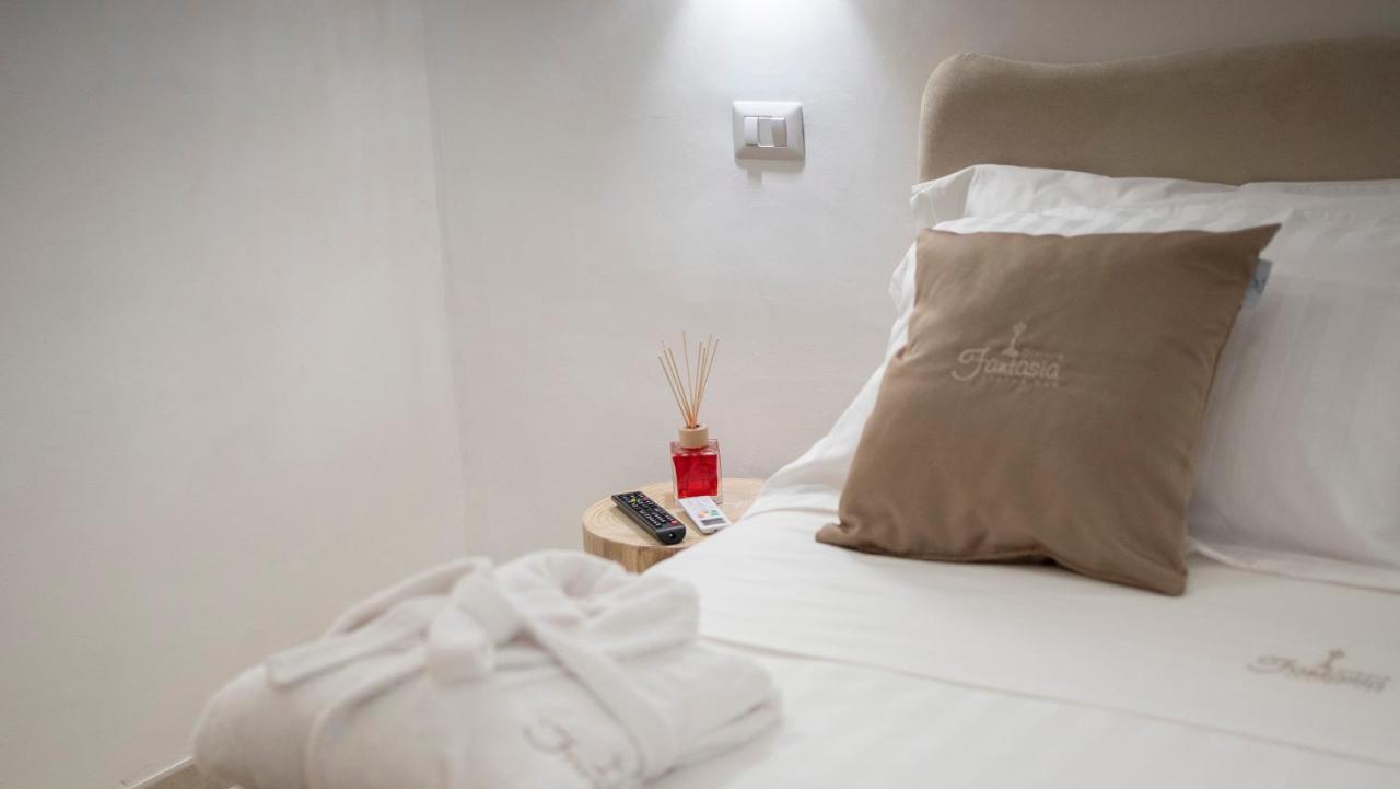 Dimora Fantasia Charme B&B Bari Ngoại thất bức ảnh