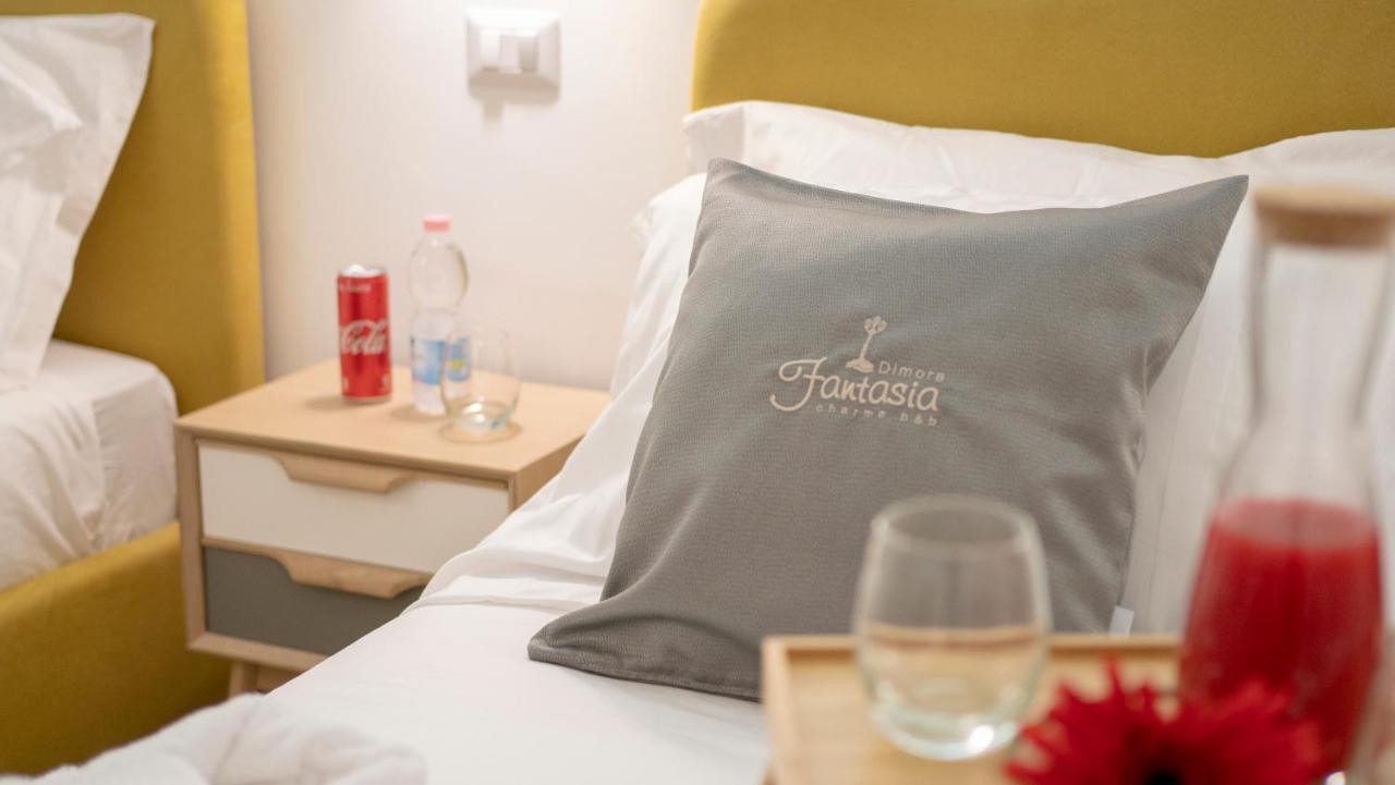 Dimora Fantasia Charme B&B Bari Ngoại thất bức ảnh