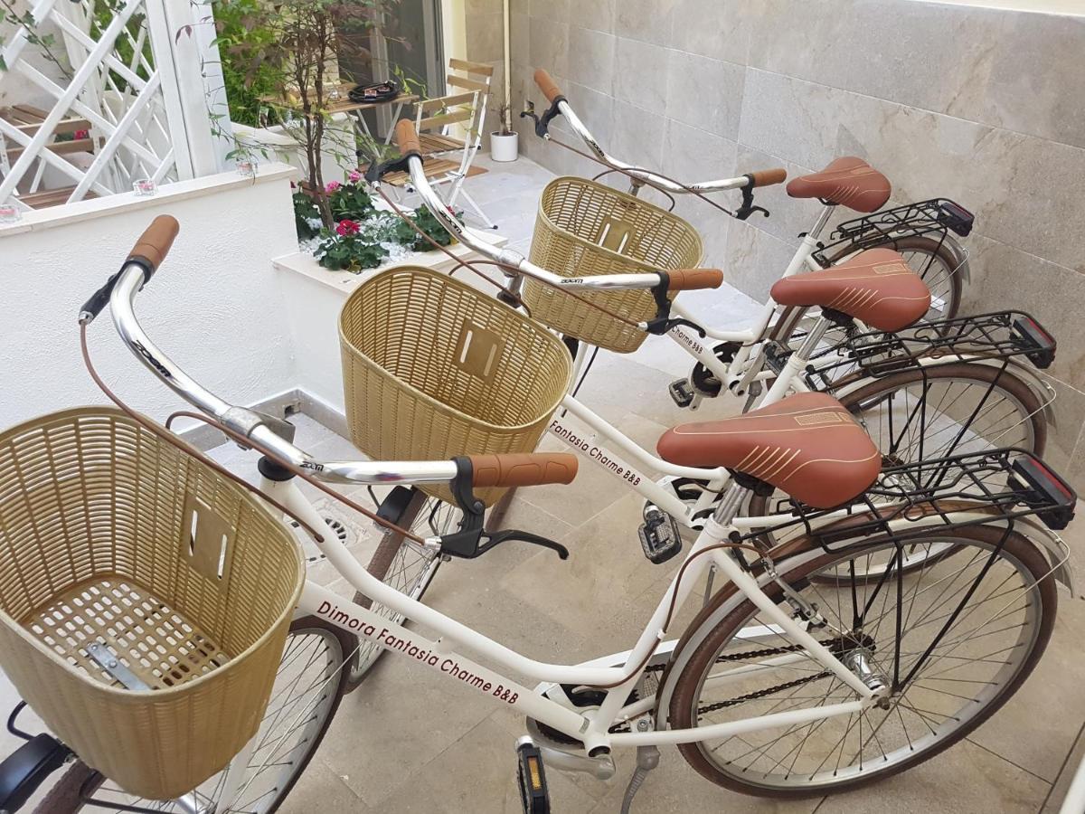 Dimora Fantasia Charme B&B Bari Ngoại thất bức ảnh